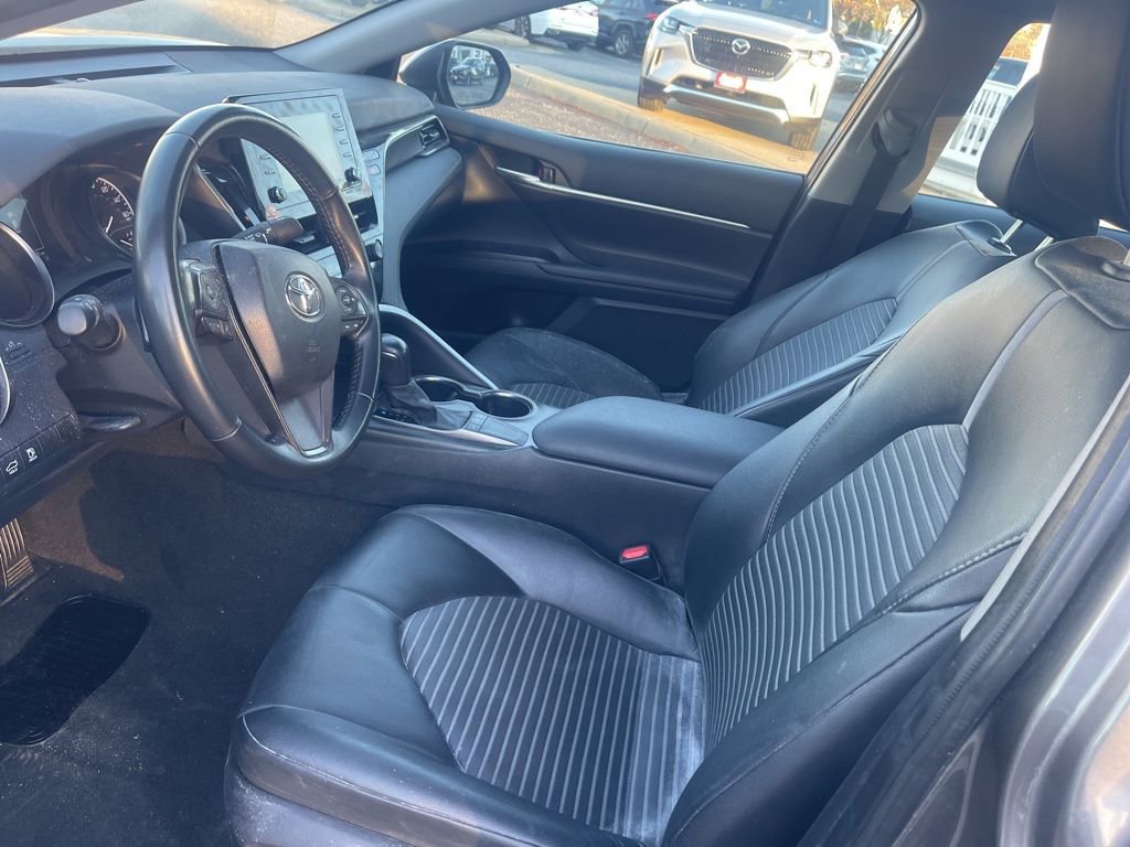 Used 2024 Toyota Camry SE image 13
