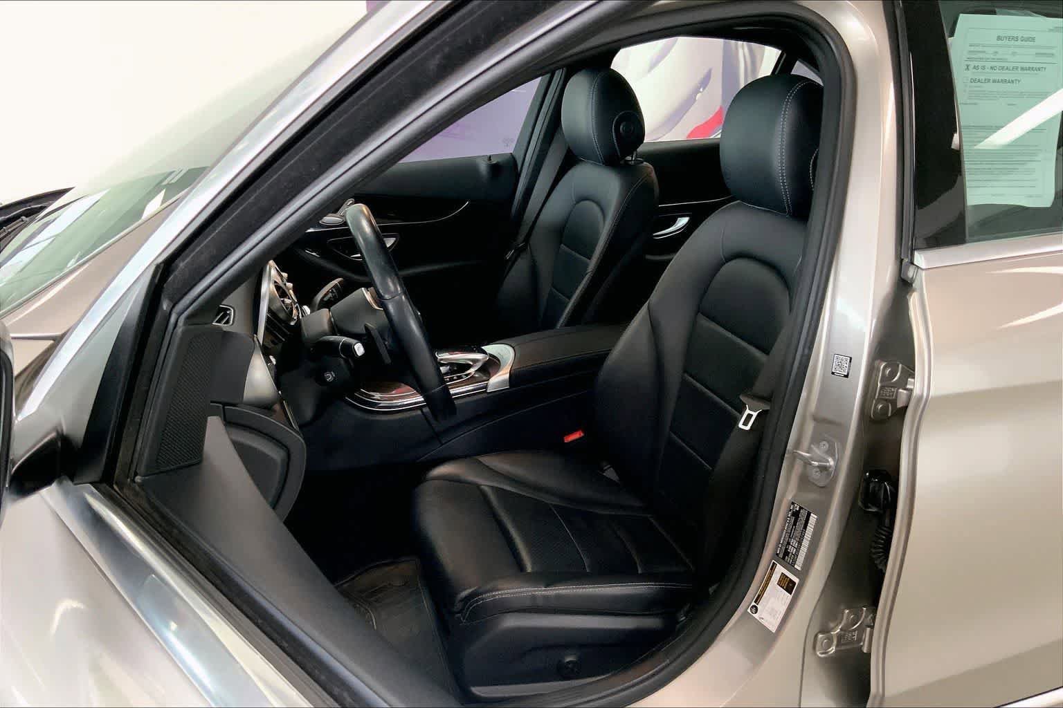 Used 2019 Mercedes-Benz C 300 4MATIC Sedan image 10