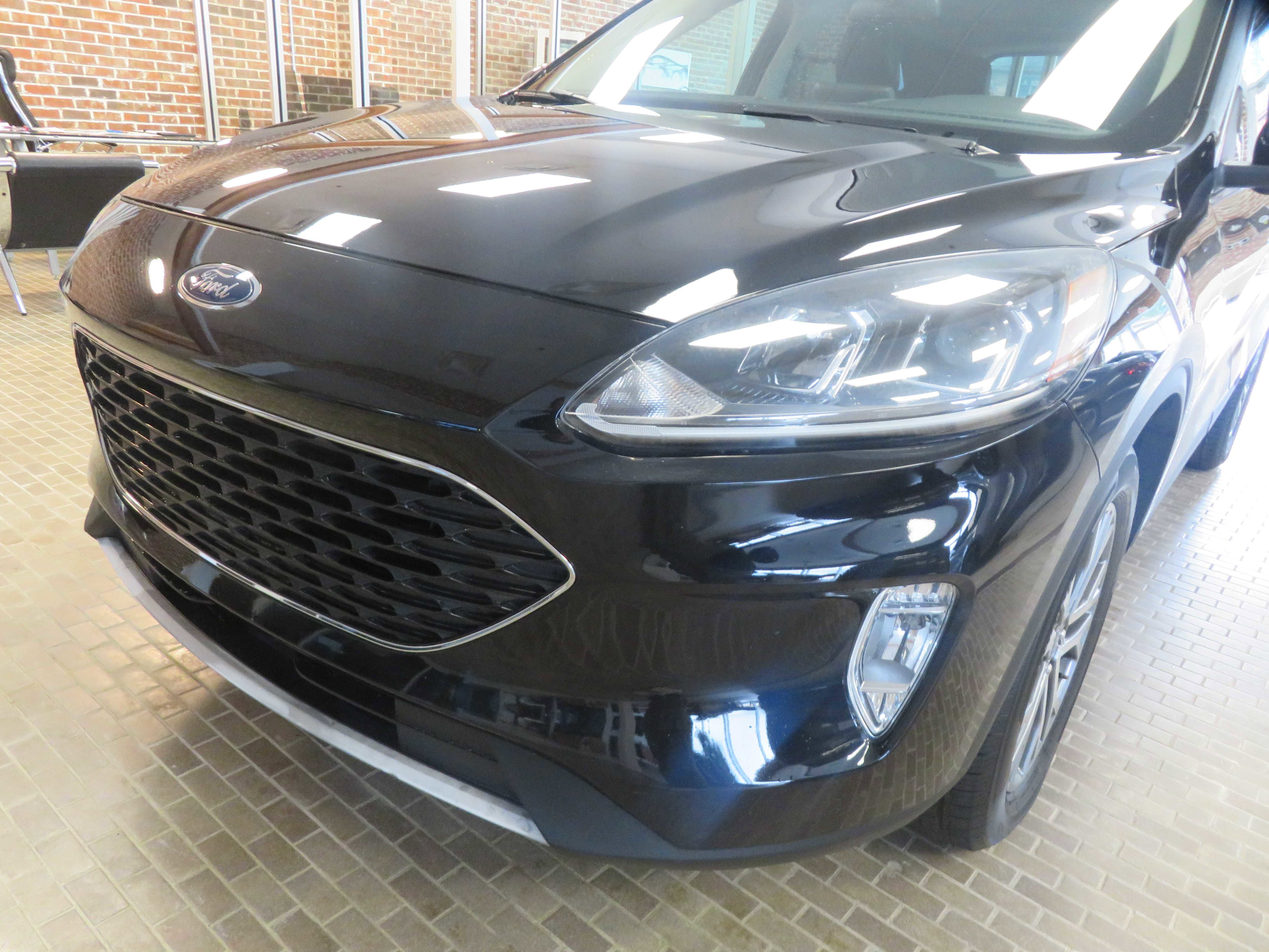 Used 2020 Ford Escape SEL image 52