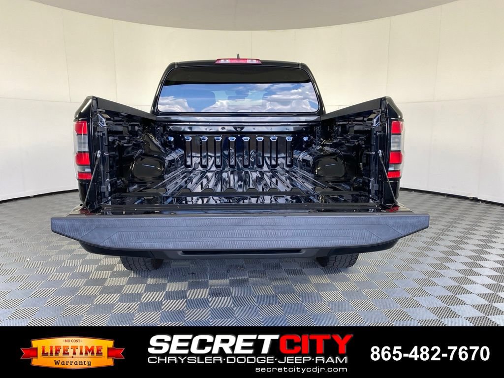 Used 2022 Nissan Frontier S w/ Technology Package AWD/4WD image 29