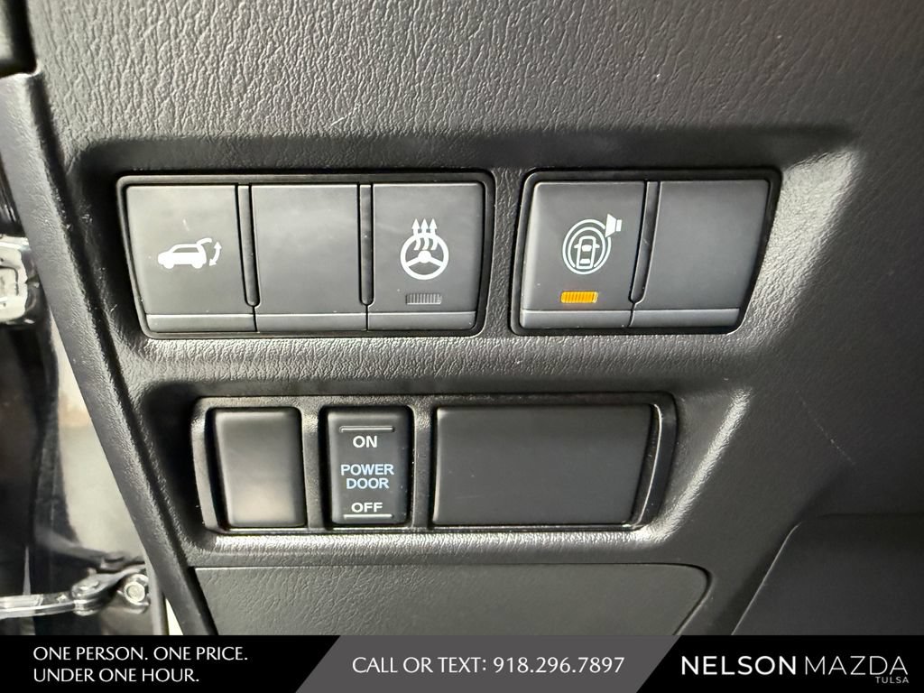 Used 2023 Nissan Armada SL w/ Captain's Chairs Package RWD image 28