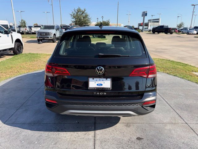 Used 2024 Volkswagen Taos S FWD image 6