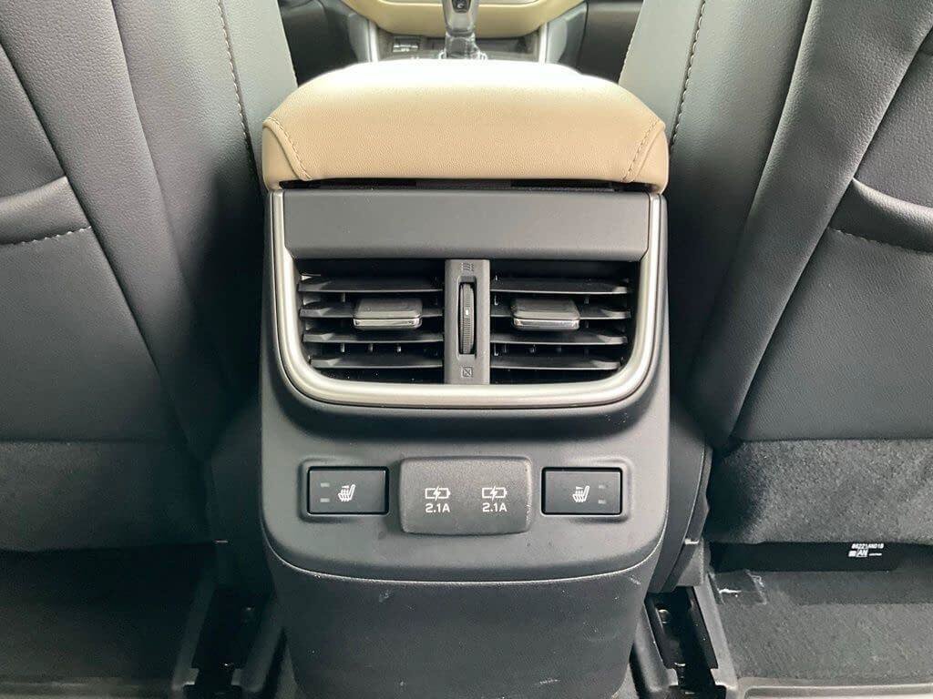 Used 2021 Subaru Outback Limited AWD/4WD image 15