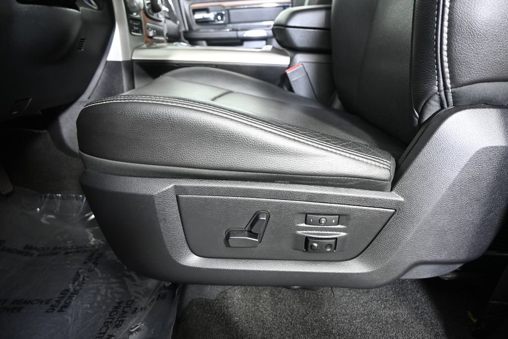 Used 2016 RAM 1500 Laramie w/ Convenience Group AWD/4WD image 22