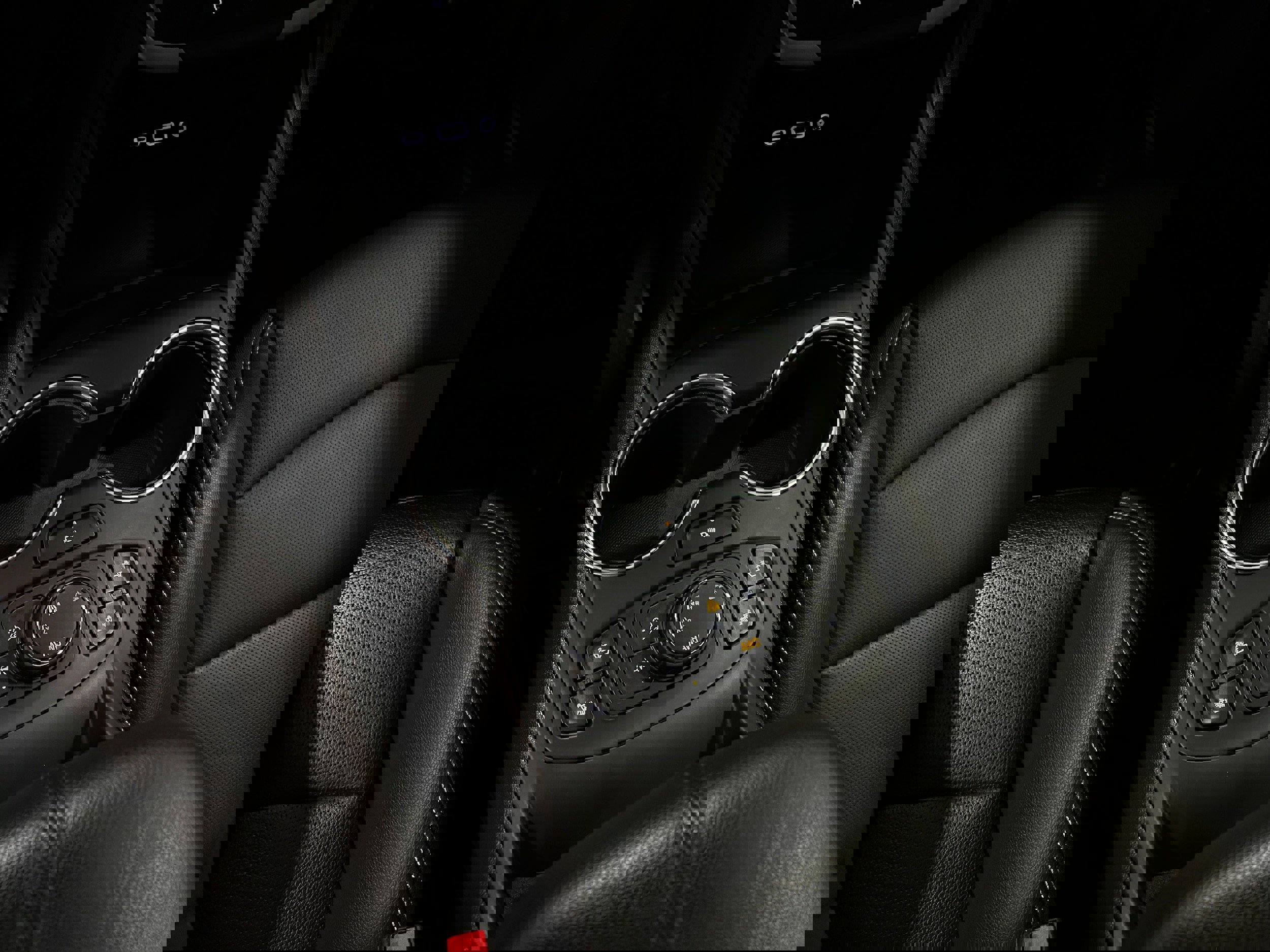 Used 2022 GMC Terrain SLT w/ Infotainment Package II image 11