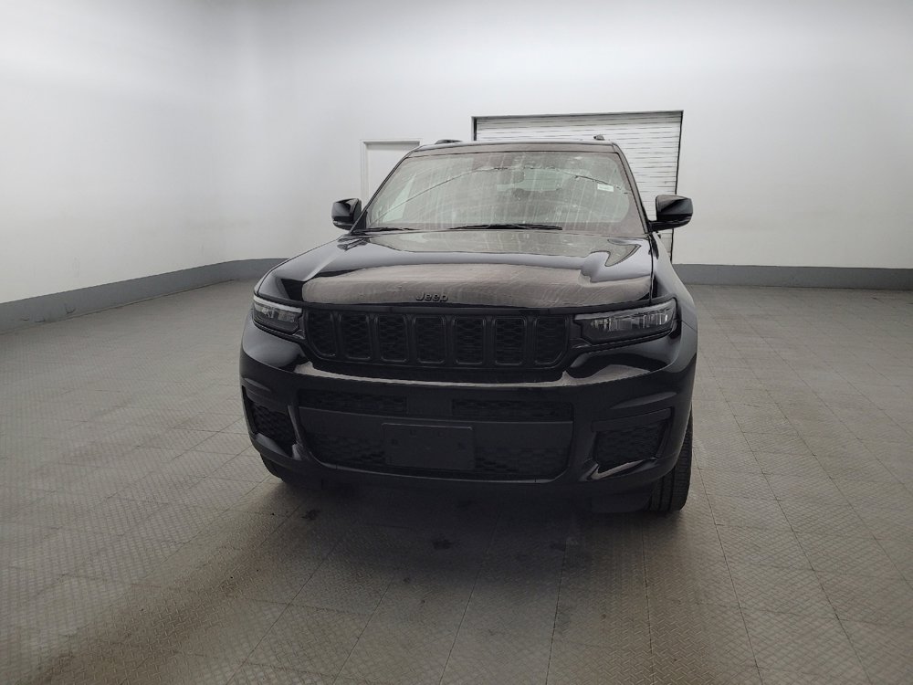 Used 2023 Jeep Grand Cherokee L Laredo AWD/4WD image 15