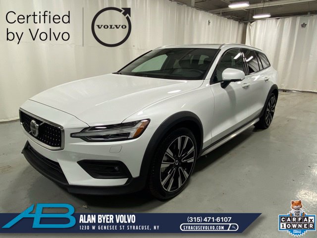 Certified 2025 Volvo V60 B5 Cross Country Ultra