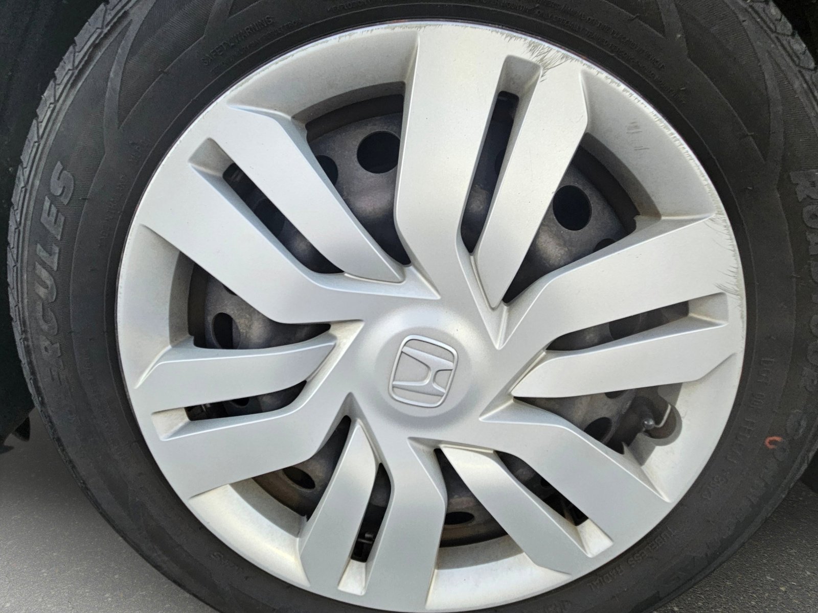 Used 2016 Honda Fit LX image 9