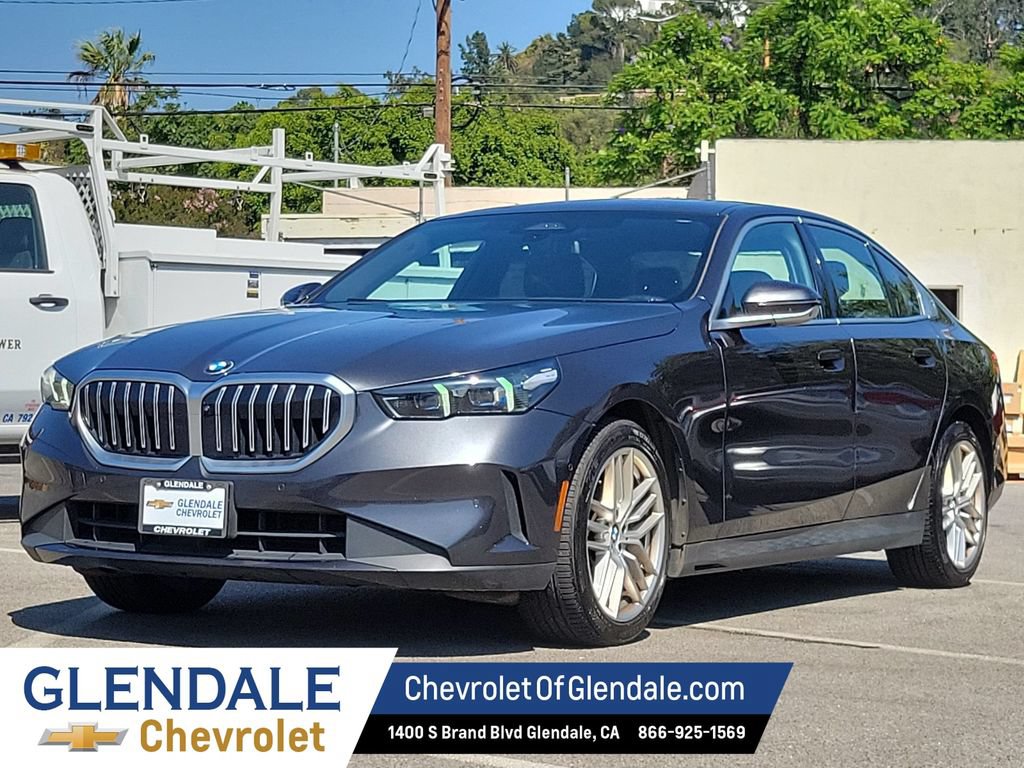 Used 2024 BMW 530i RWD image 15