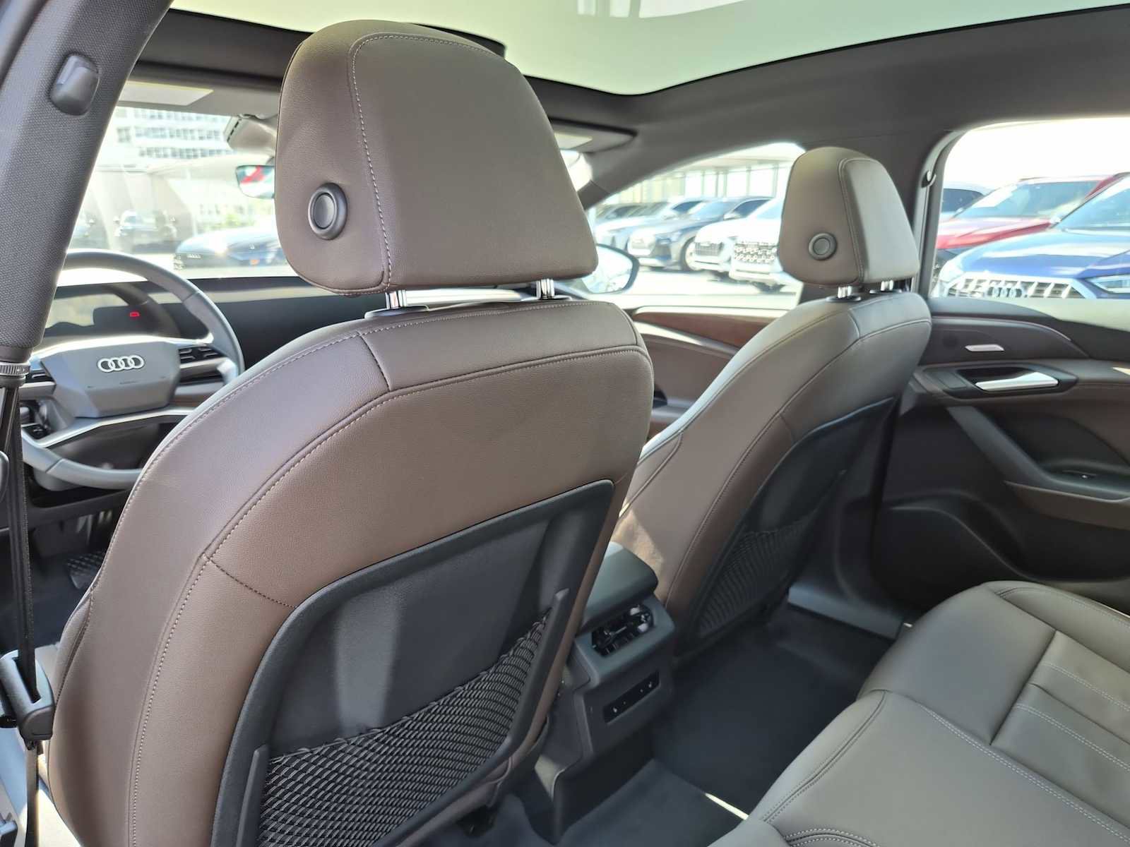 New 2025 Audi A6 e-tron Prestige AWD/4WD image 17