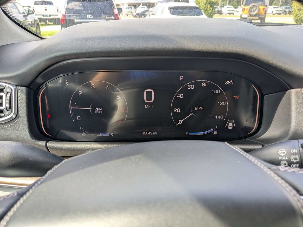Used 2023 Jeep Grand Wagoneer L Series II AWD/4WD image 29