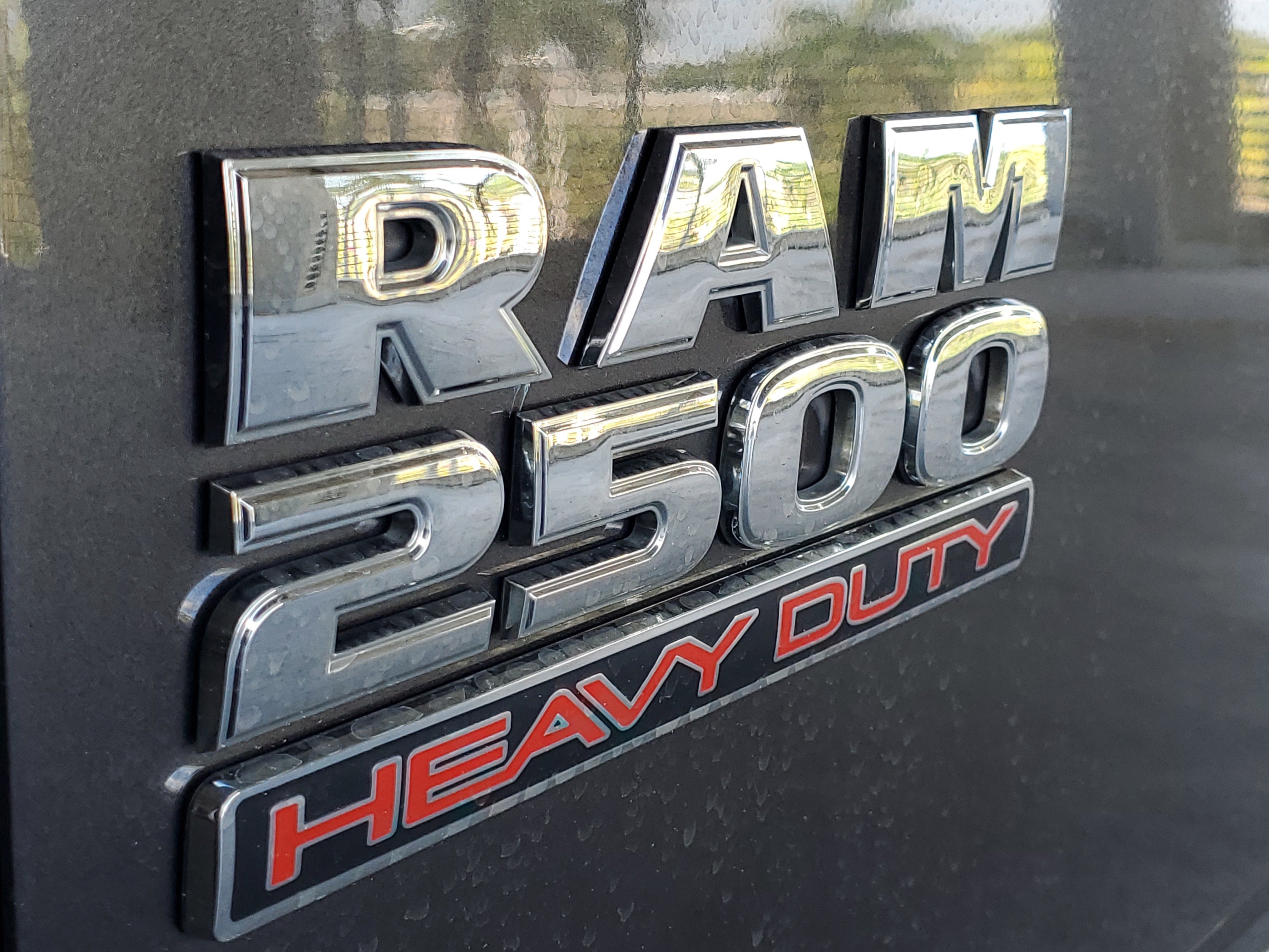 Used 2016 RAM 2500 Tradesman w/ Chrome Appearance Group AWD/4WD image 5