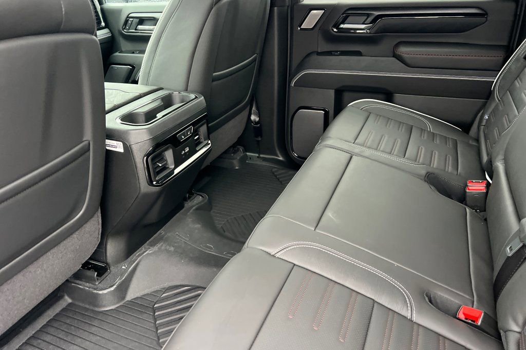 New 2026 GMC Sierra 2500 AT4X w/ AT4X AEV Edition image 8