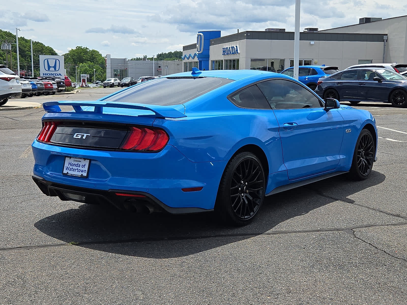 Used 2022 Ford Mustang GT Premium w/ GT Performance Package RWD image 5