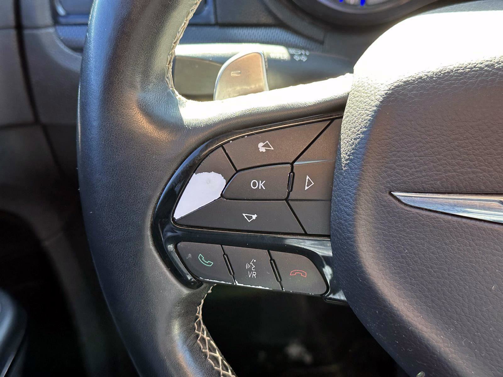 Used 2016 Chrysler 300 S image 21