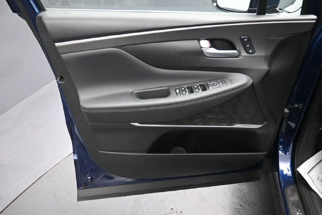 Used 2019 Hyundai Santa Fe AWD image 21