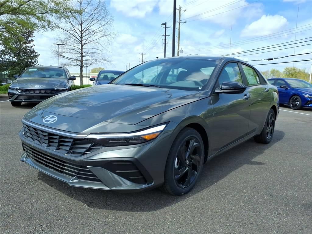 New 2026 Hyundai Elantra Sport FWD image 14