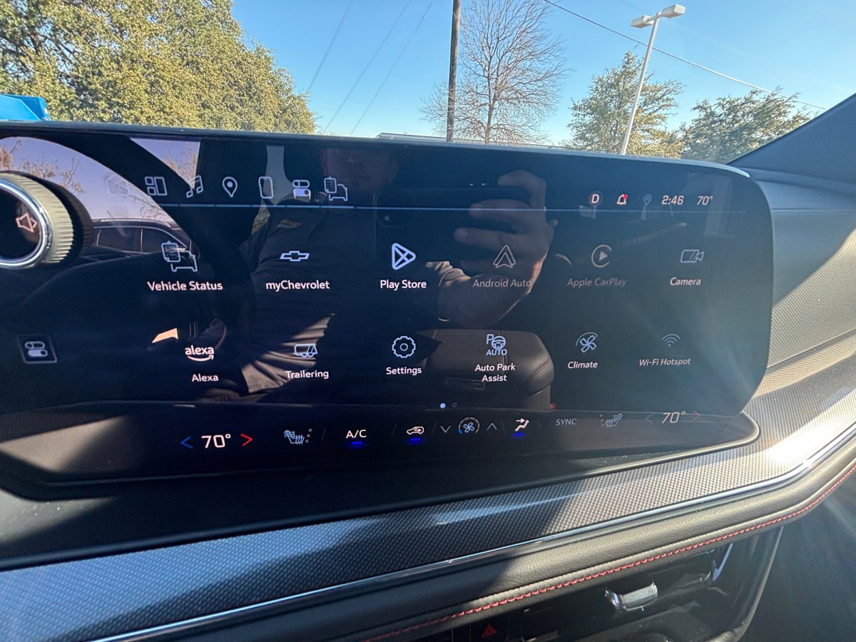 Used 2025 Chevrolet Tahoe RST w/ Comfort Package image 8