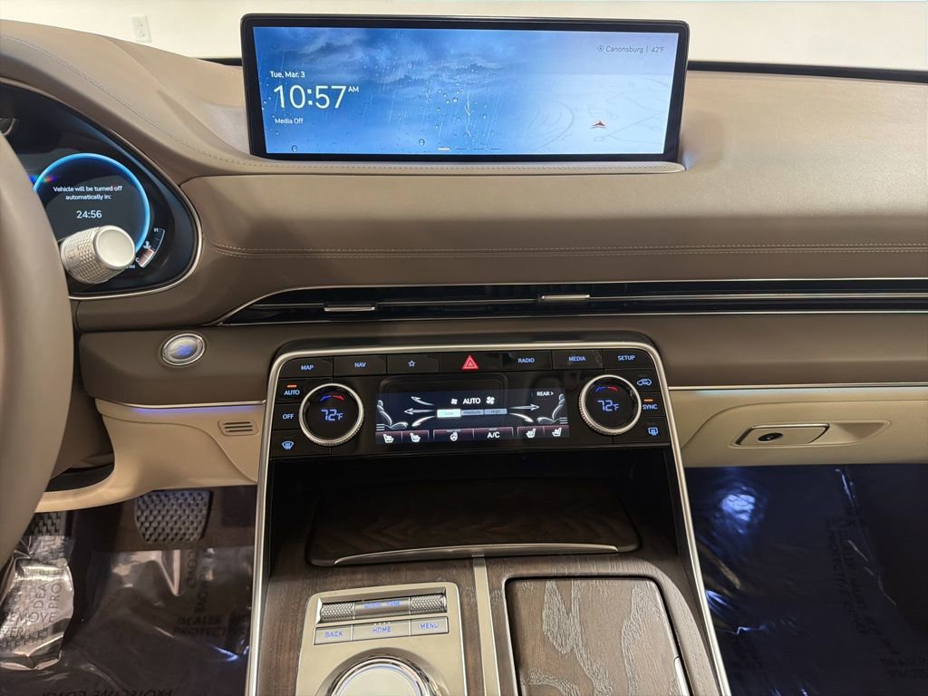Used 2023 Genesis GV80 2.5T w/ Prestige 20" Package image 16