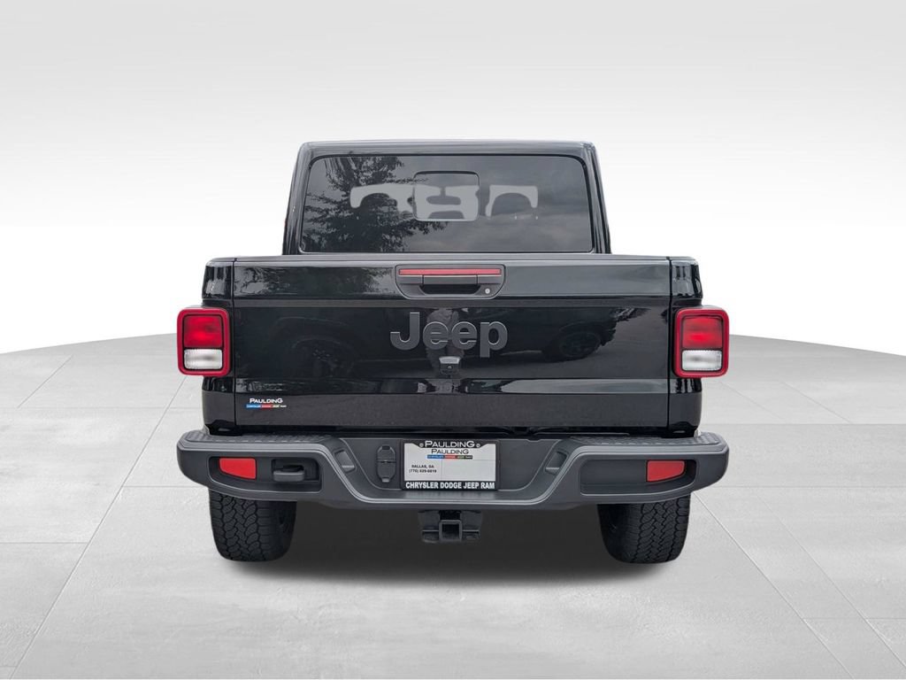 Used 2025 Jeep Gladiator Sport AWD/4WD image 5