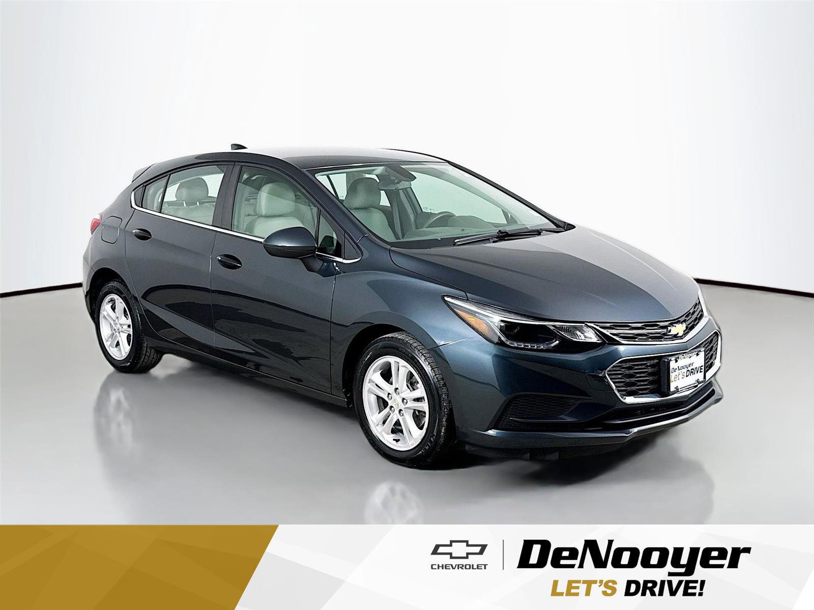 Used 2018 Chevrolet Cruze LT w/ Convenience Package