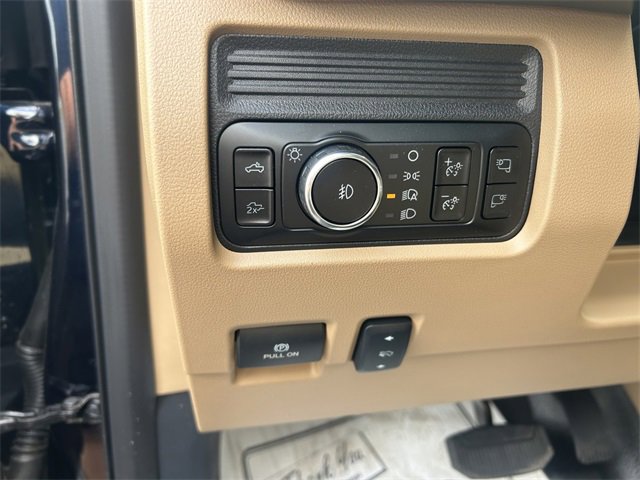 New 2025 Ford F350 Lariat w/ Lariat Ultimate Package image 15