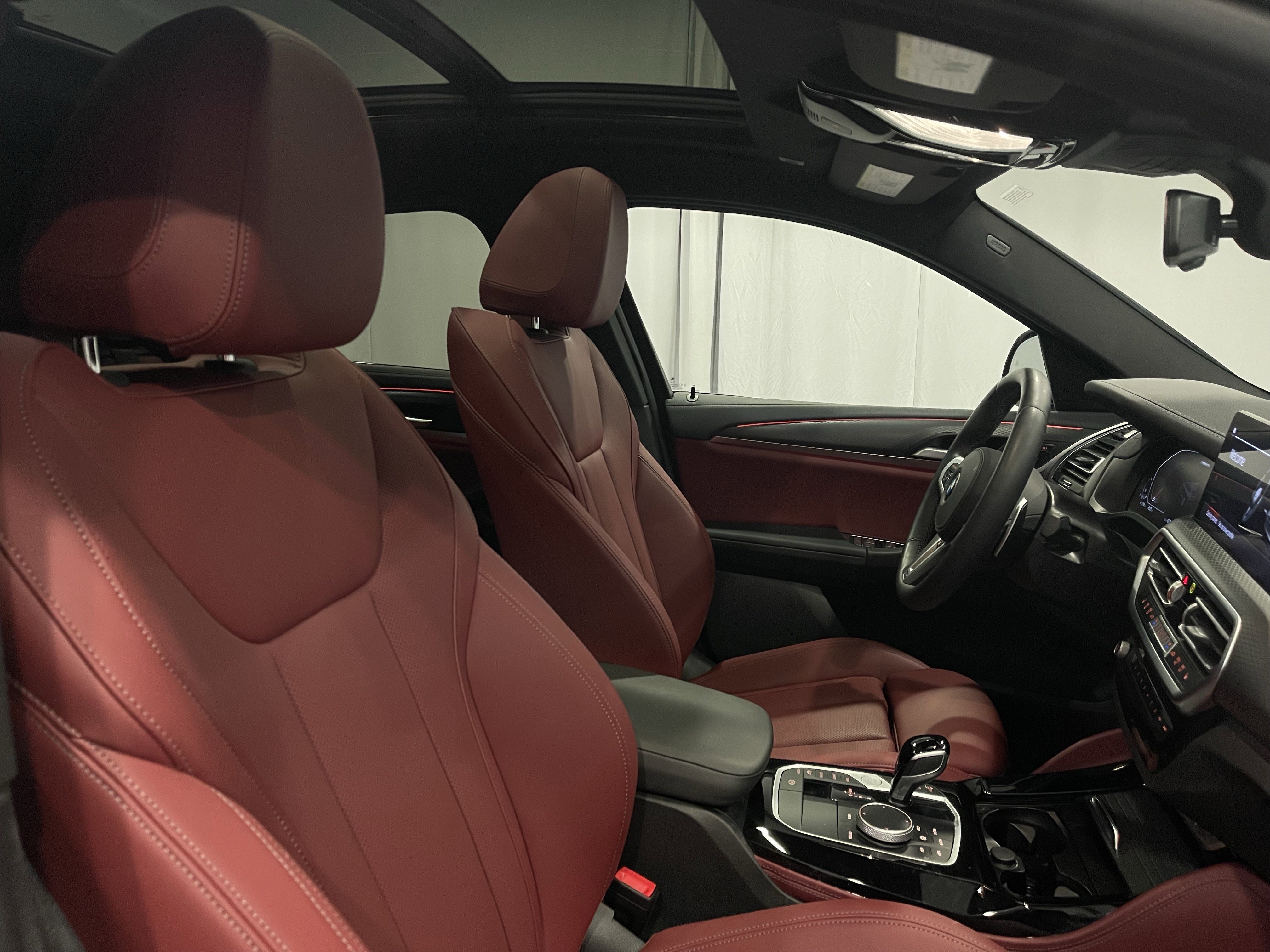 Certified 2025 BMW X4 M40i image 15