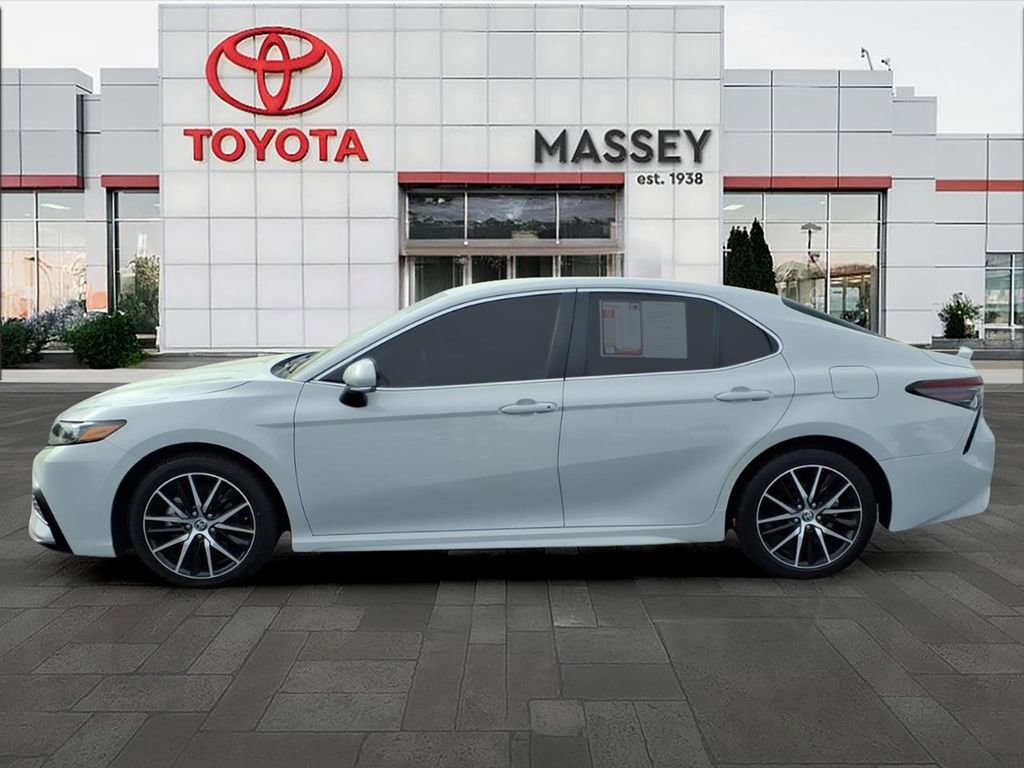 Used 2023 Toyota Camry SE w/ Convenience Package image 6