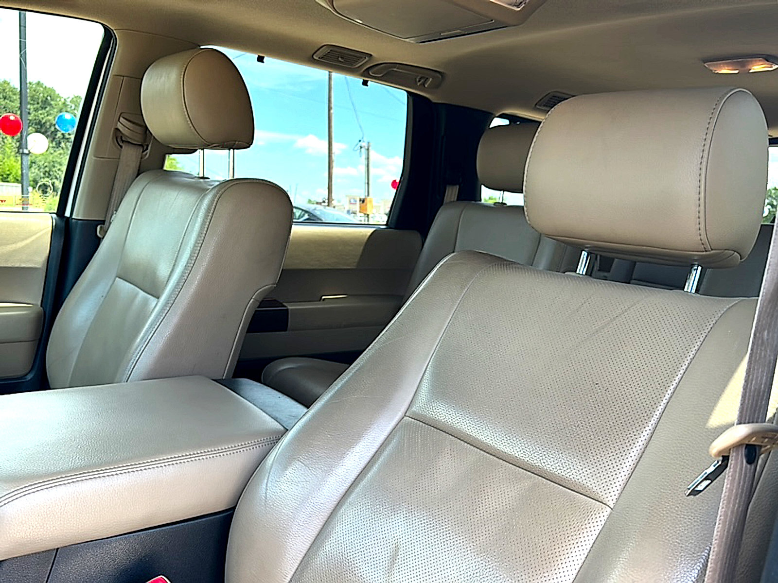 Used 2013 Toyota Sequoia Platinum RWD image 14