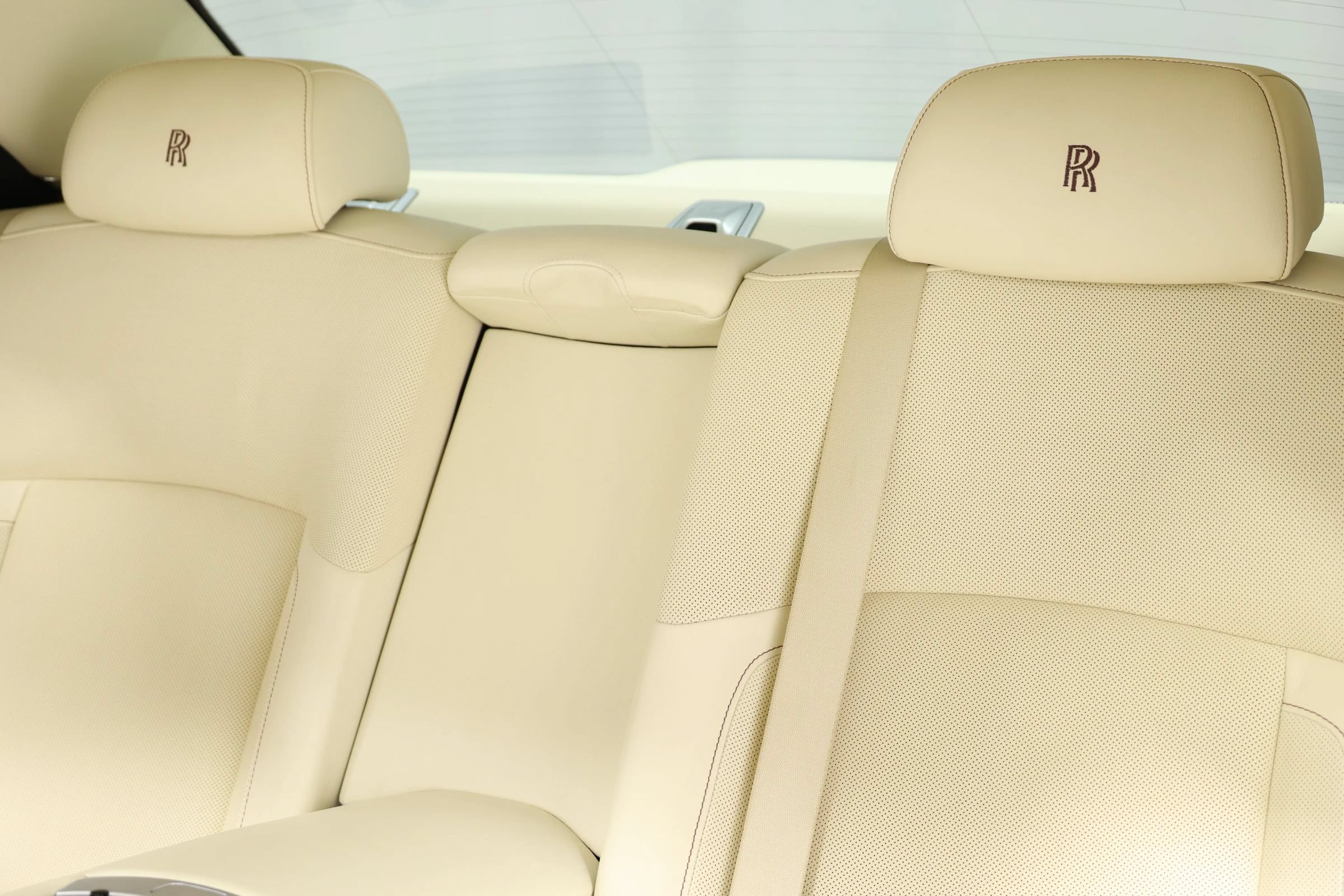 Used 2013 Rolls-Royce Ghost RWD image 60