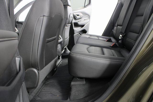 Used 2023 GMC Terrain Denali w/ Denali Premium Package image 21
