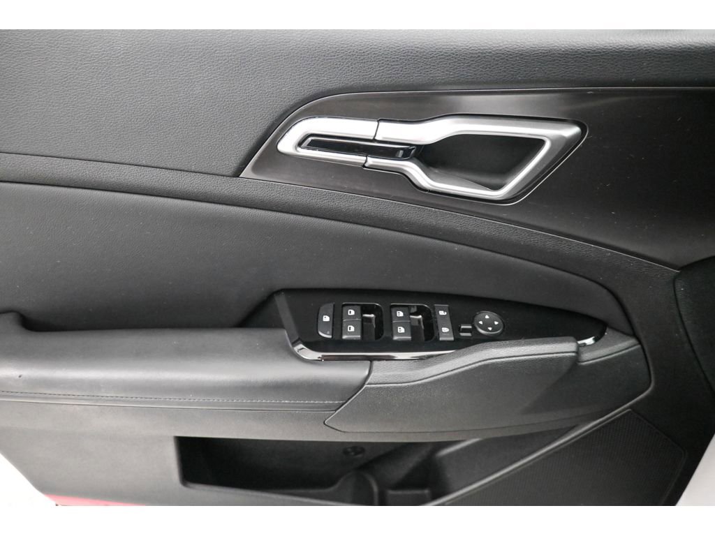 Used 2023 Kia Sportage EX image 8
