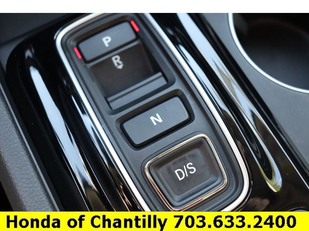 Used 2025 Honda Pilot Touring image 19