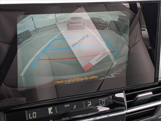 New 2026 Toyota Sienna XLE image 13