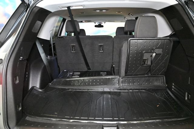 Used 2021 Chevrolet Traverse LS FWD image 52
