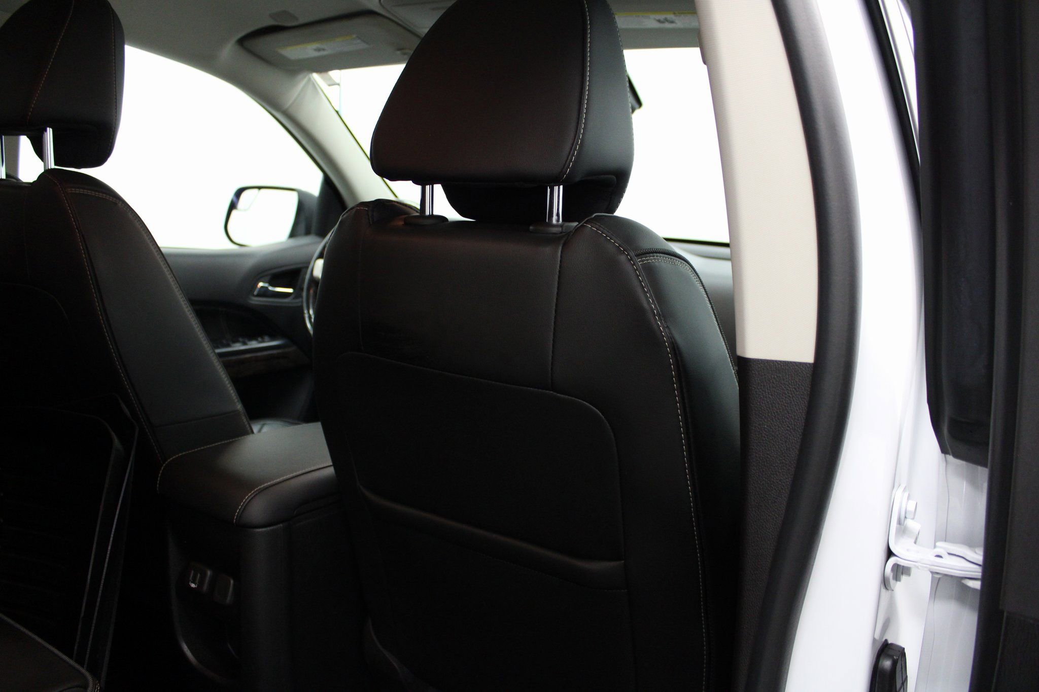 Used 2021 GMC Canyon Denali image 25