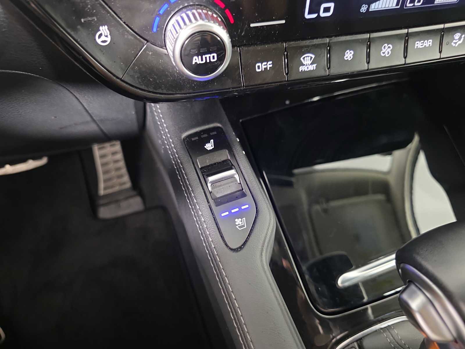 Used 2024 Kia Telluride SX w/ Towing Package image 30