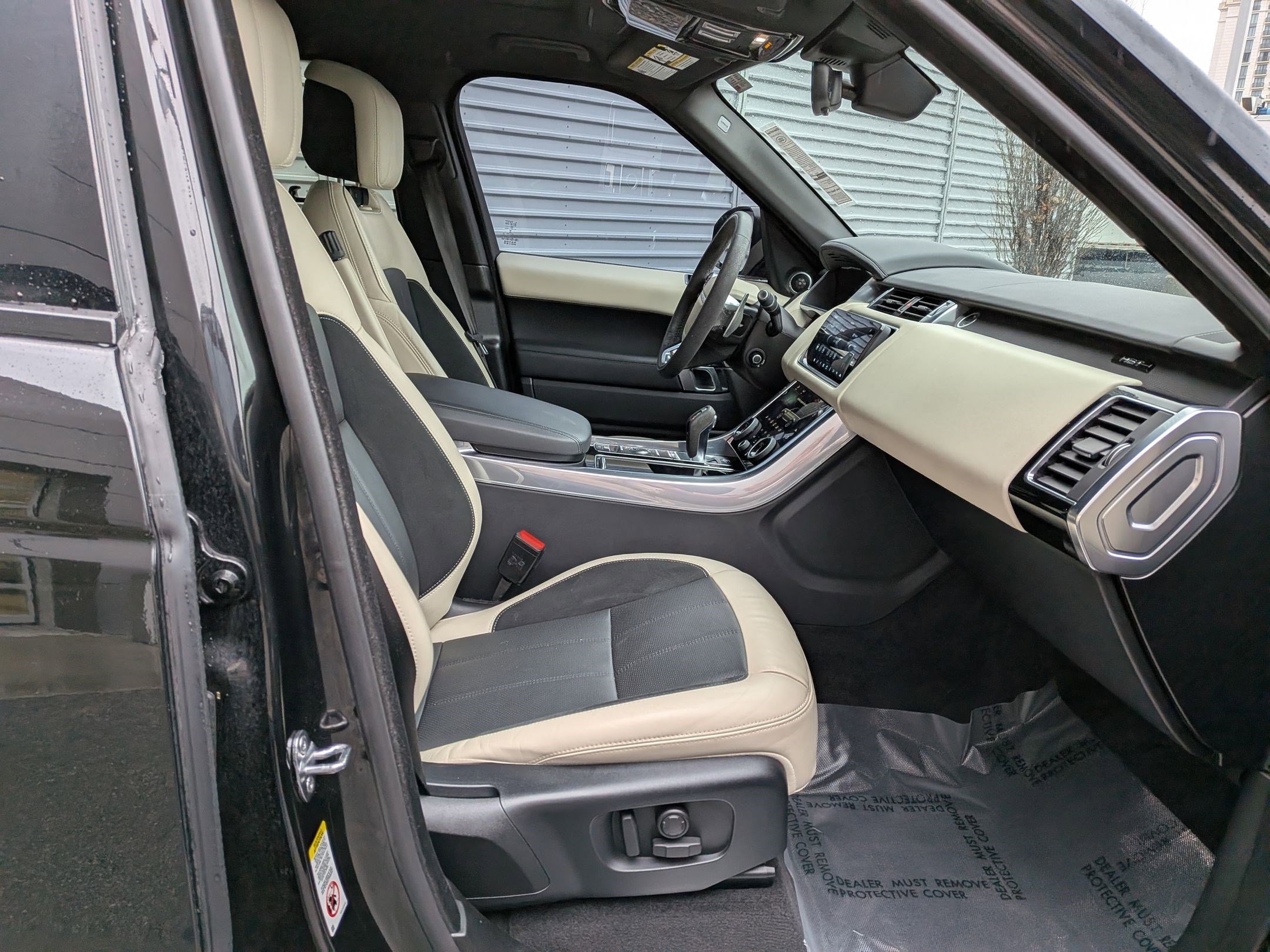 Certified 2020 Land Rover Range Rover Sport HST image 30