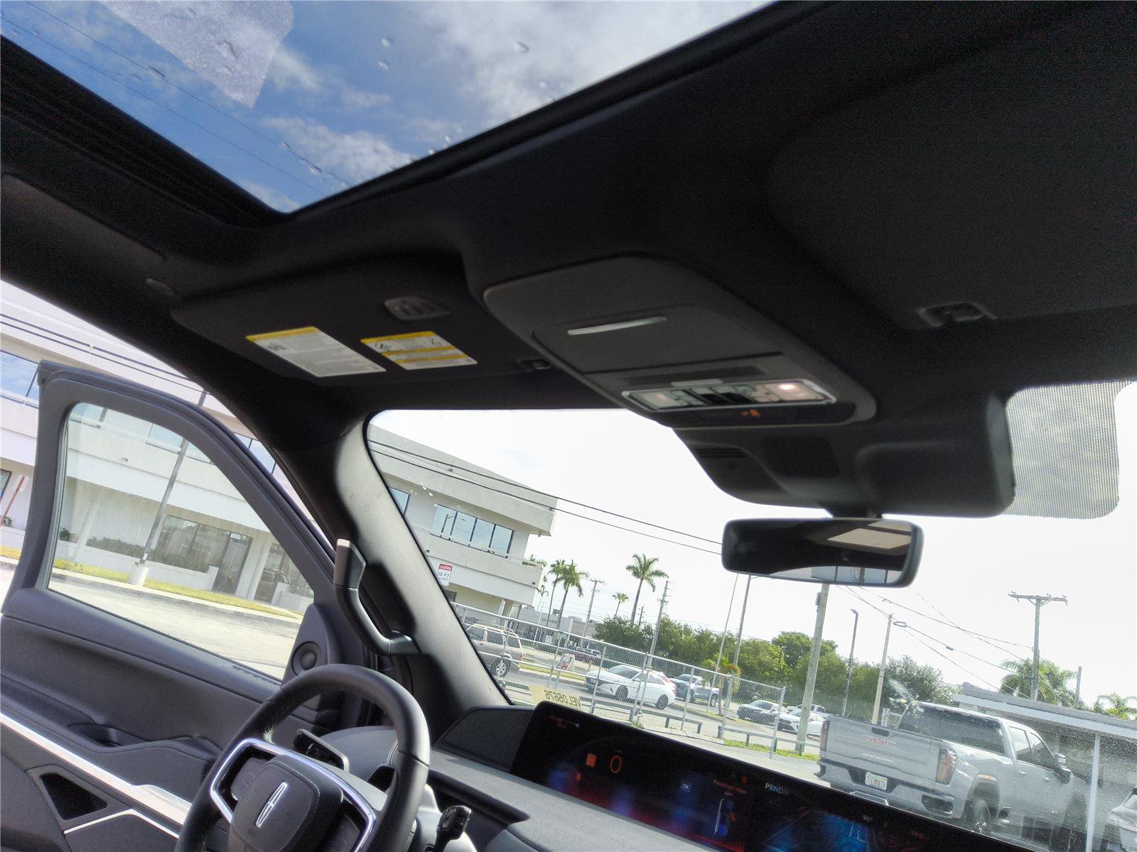 New 2027 Lincoln Navigator Reserve w/ Jet Appearance Package AWD/4WD image 32