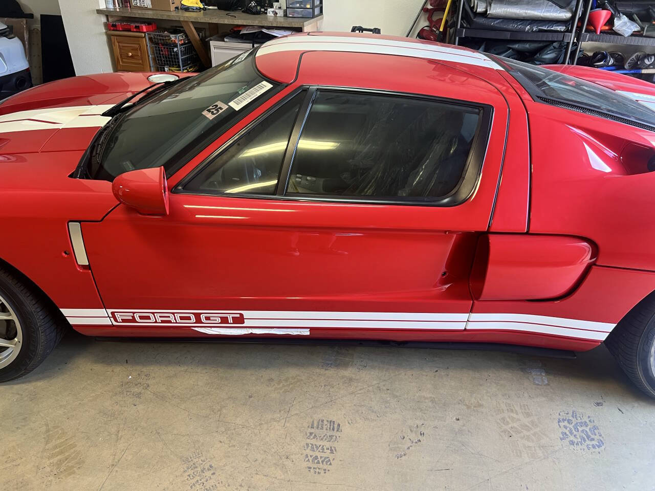 Used 2005 Ford GT RWD image 47