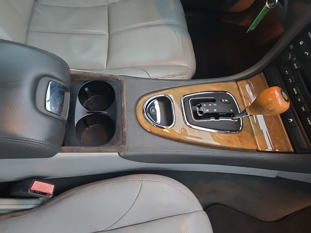 Used 2003 Jaguar S-TYPE 4.2 image 42