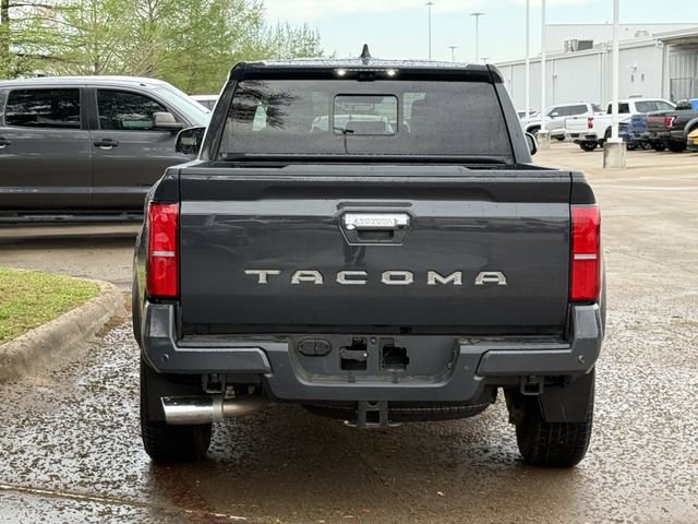 Used 2024 Toyota Tacoma Limited w/ Limited Package (LT) image 5