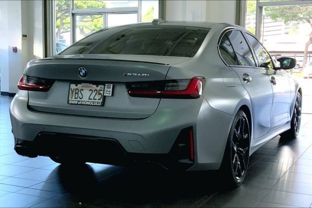 Used 2025 BMW M340i RWD image 6