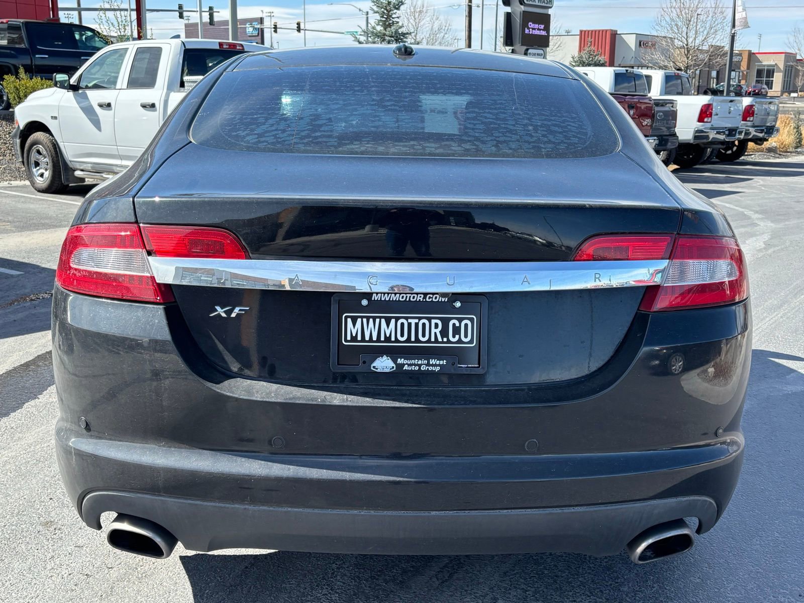 Used 2011 Jaguar XF Premium image 4