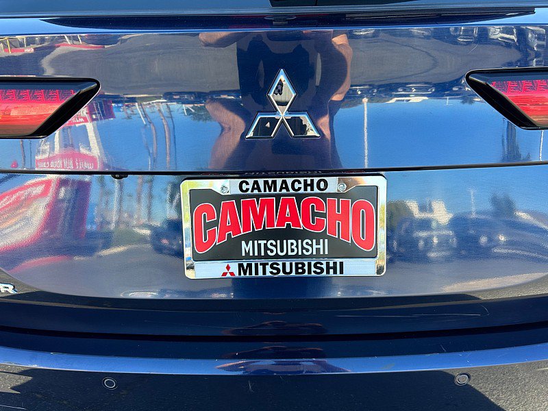 Used 2024 Mitsubishi Outlander AWD image 12