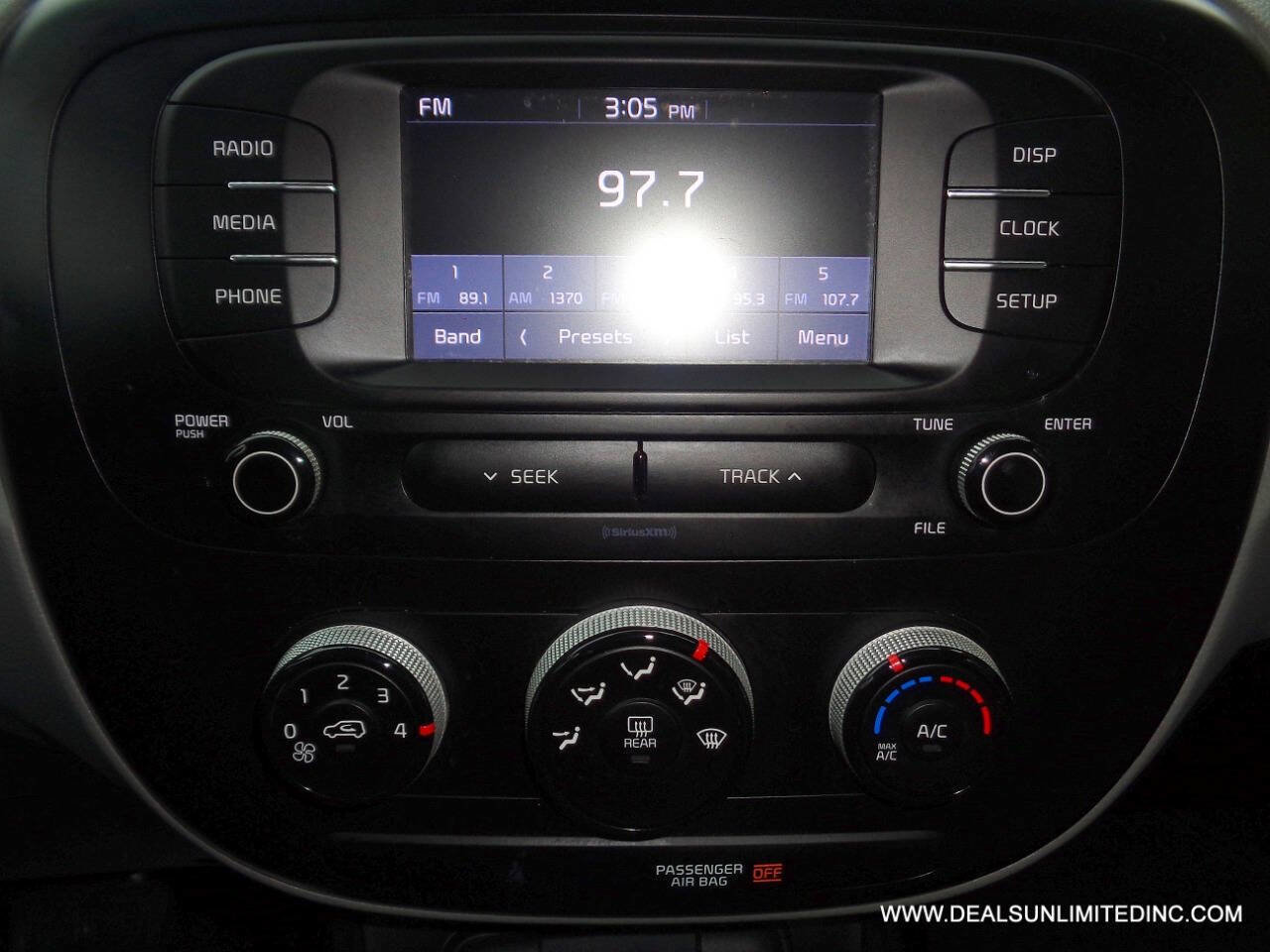 Used 2019 Kia Soul FWD image 10