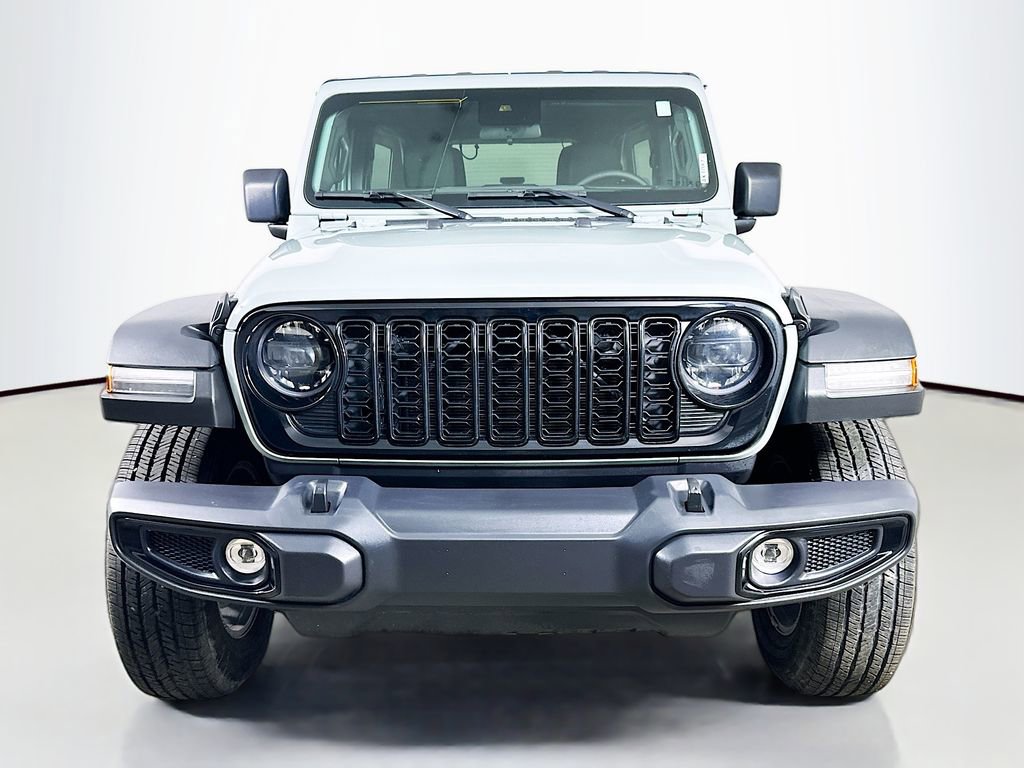 Used 2024 Jeep Wrangler Willys image 2
