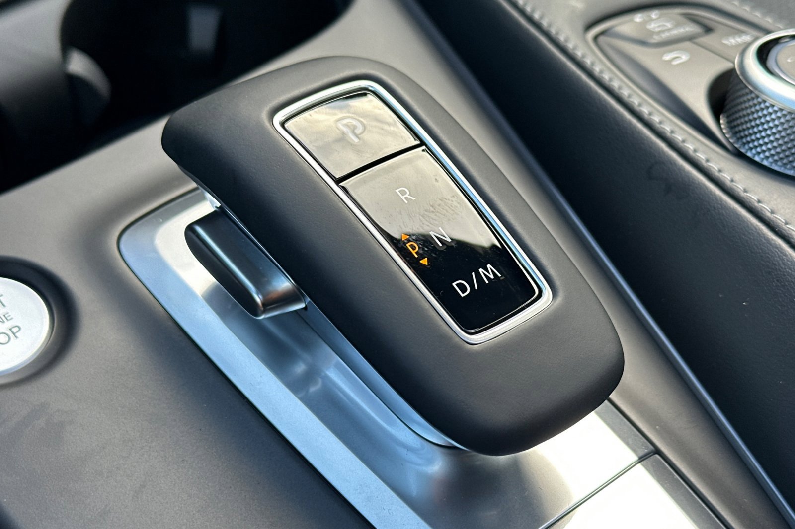 New 2025 INFINITI QX50 Sport image 25