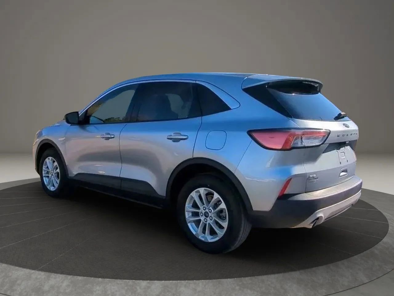 Used 2022 Ford Escape SE w/ Convenience Package AWD/4WD image 3