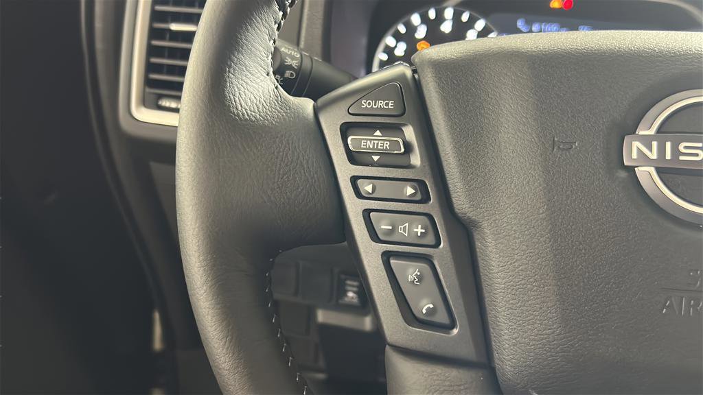 Used 2024 Nissan Frontier SV w/ SV Convenience Package RWD image 29